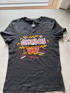 Kid’s Black 'Commanders' Graphic V-Neck Tee